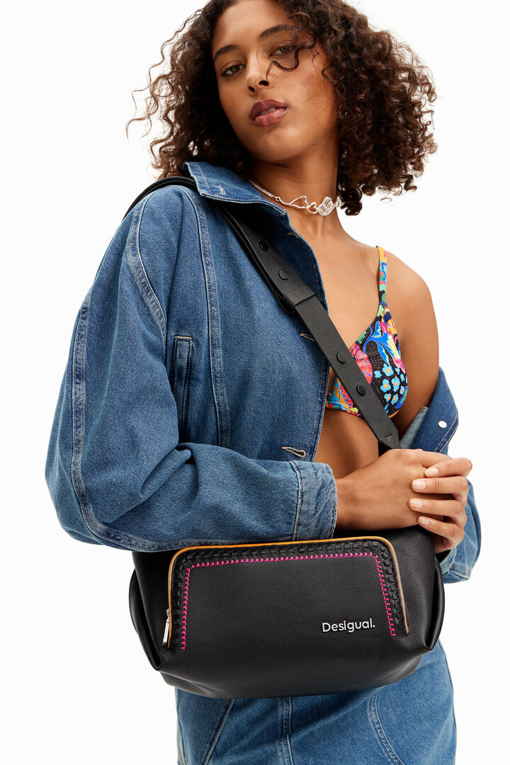 M embroidered shoulder bag | Desigual