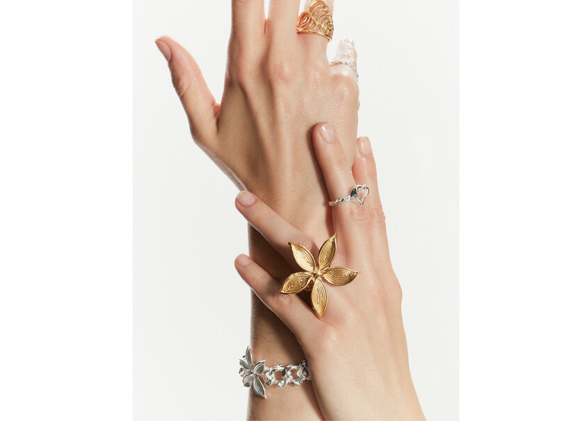 Zalio gold-plated flower ring
