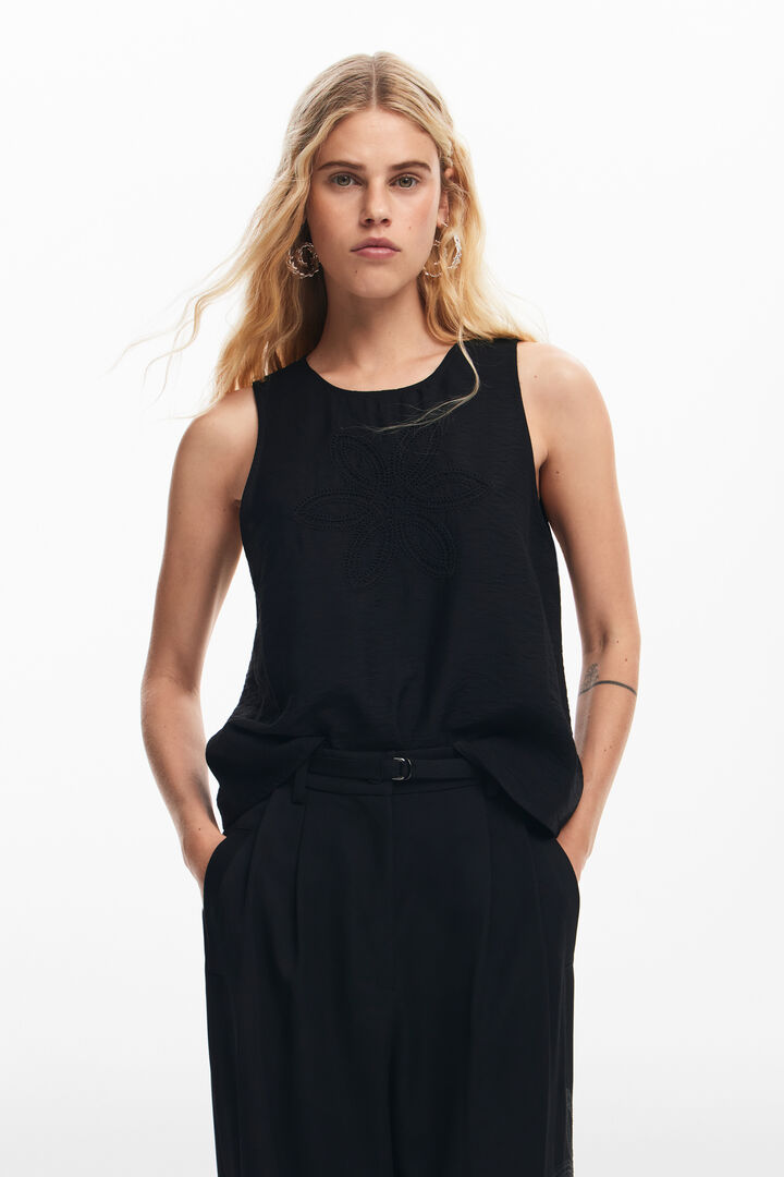 Blusa bordado flor | Desigual