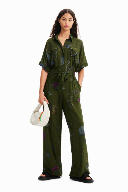 Illustrations worker jumpsuit