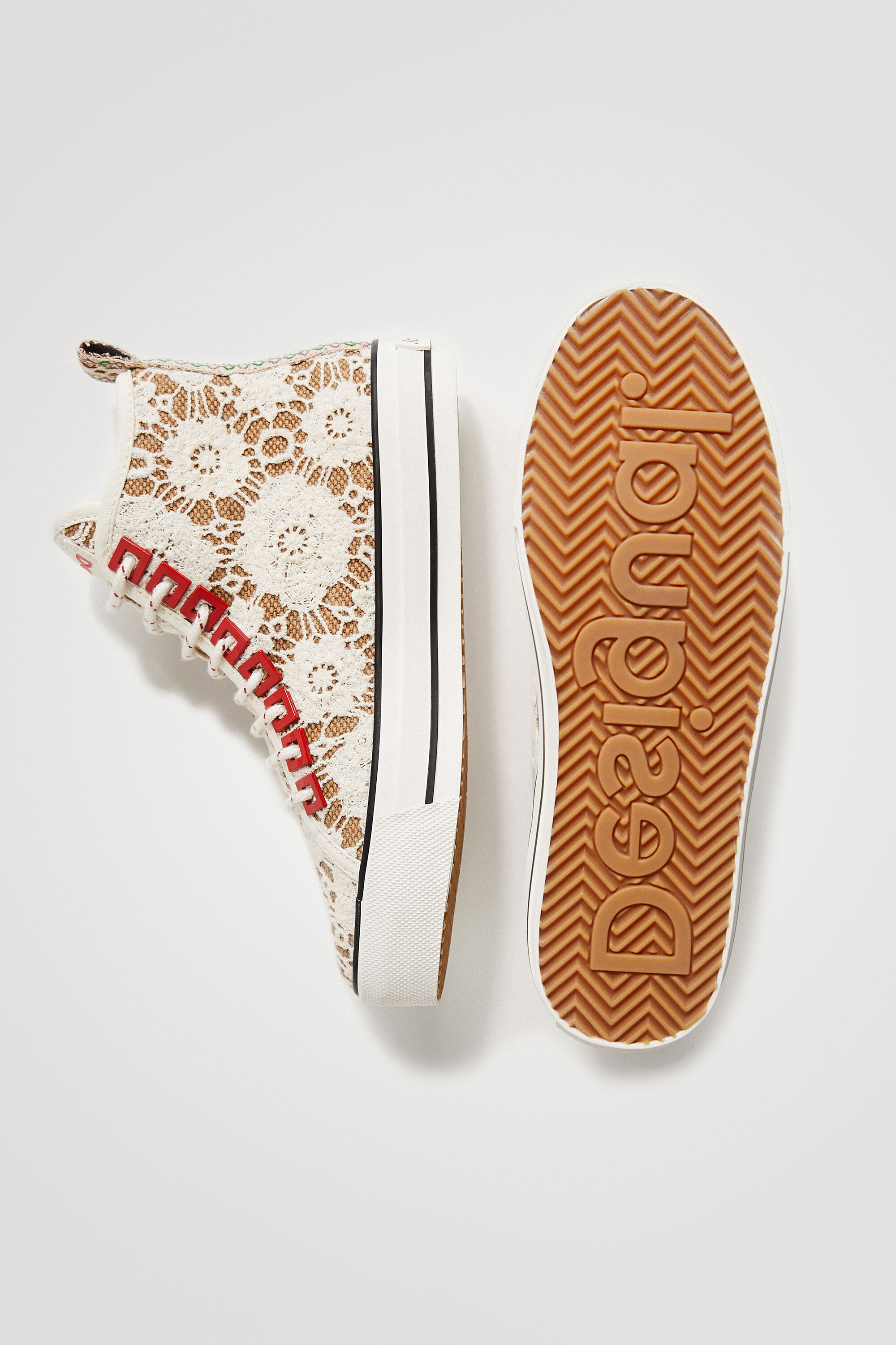 Sneaker alte pizzo Desigual