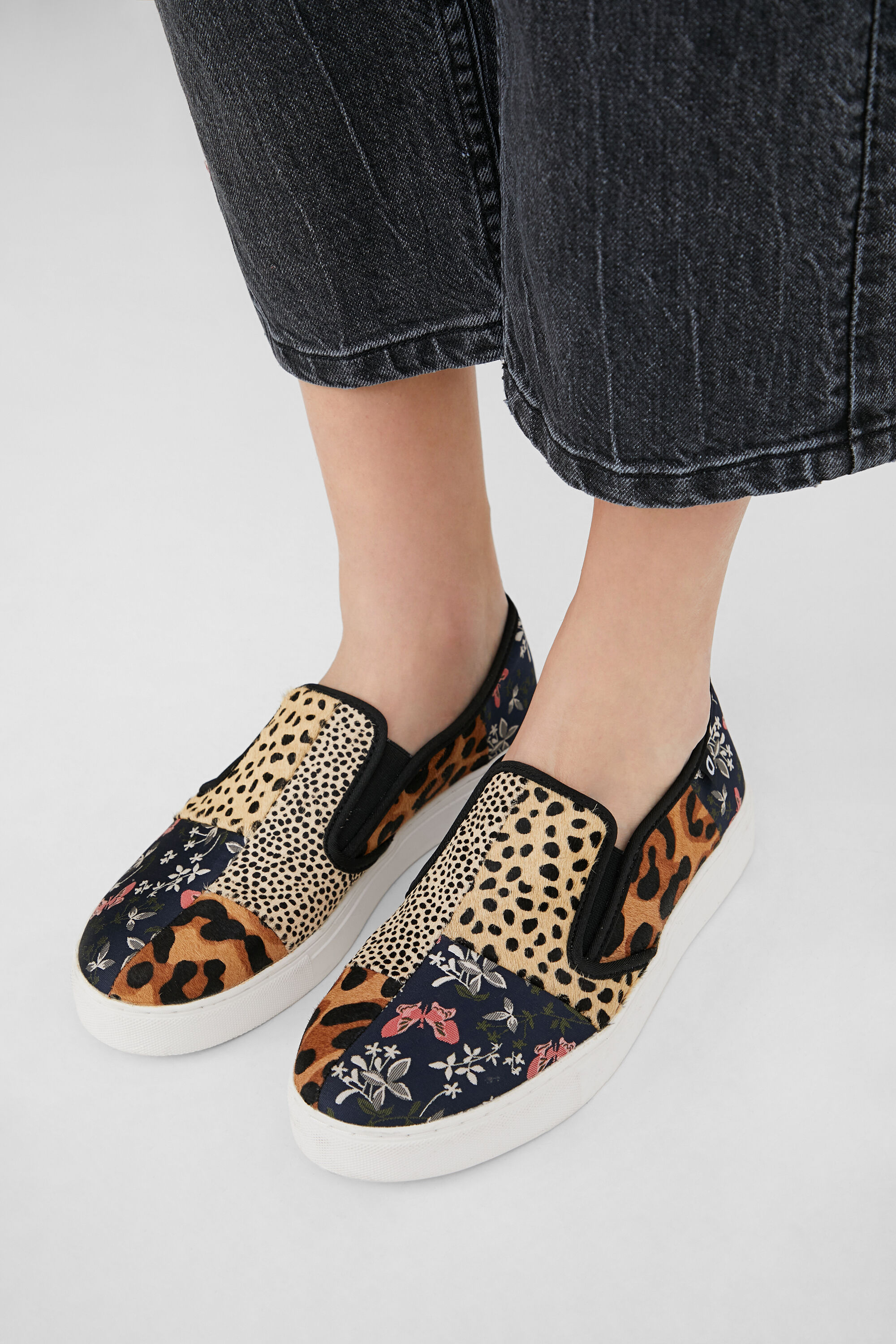 Print slip on sneakers outlet