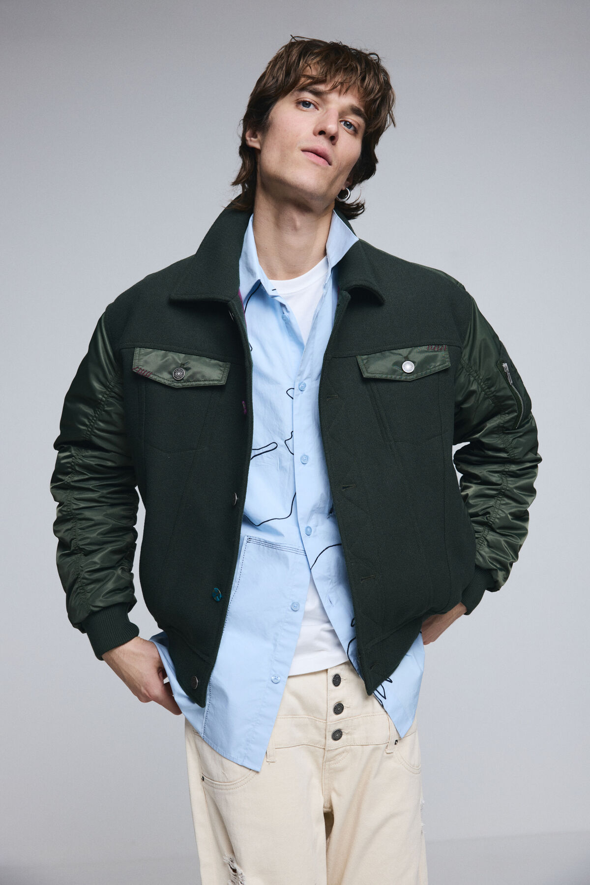 ウール素材のボンバージャケット グレー メンズ I Desigual.com