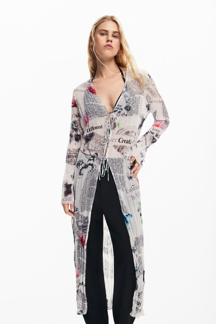 Blusa larga estampado periódico | Desigual