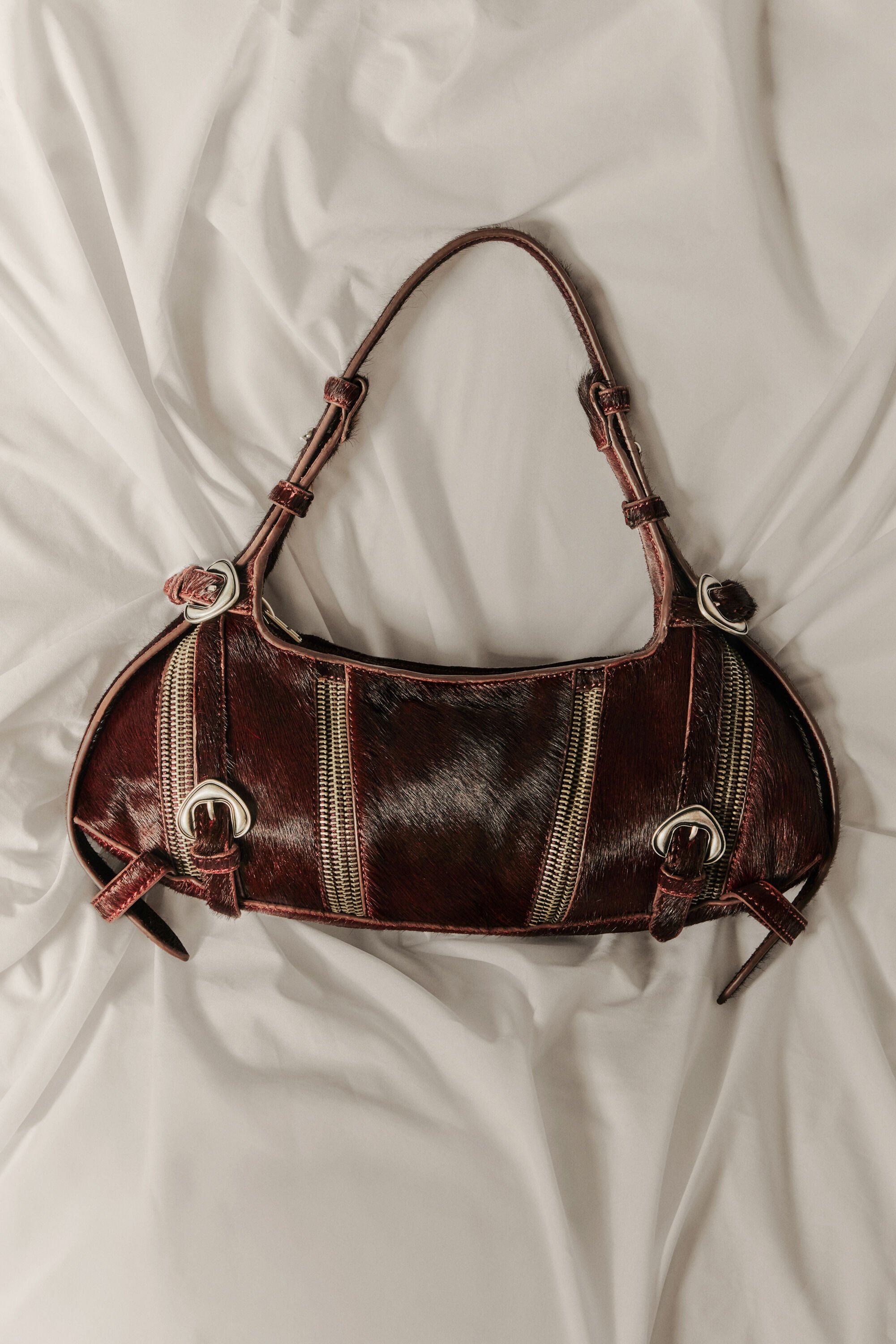 Bolso mediano piel cenefas studio