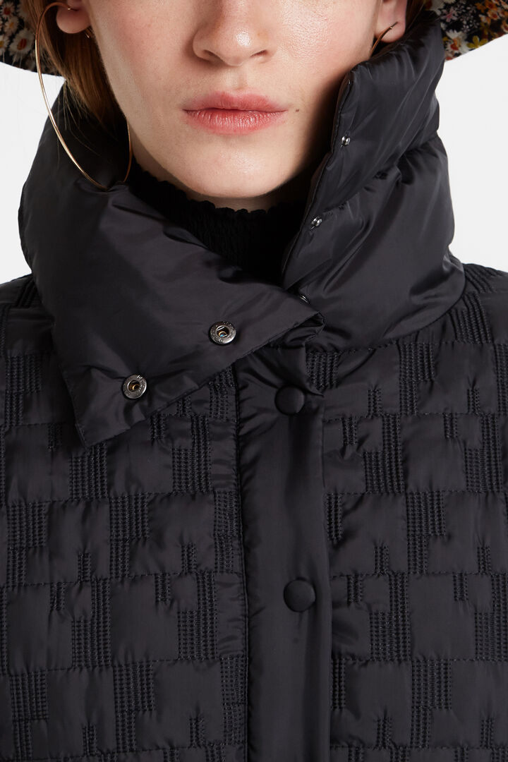 Adjustable waist funnel neck padded jacket | Desigual