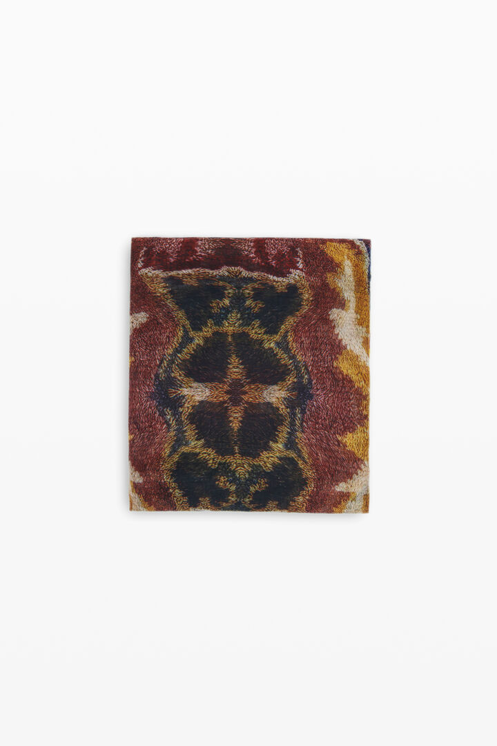 Foulard  dise&ntilde;ado por Mr. Christian Lacroix | Desigual