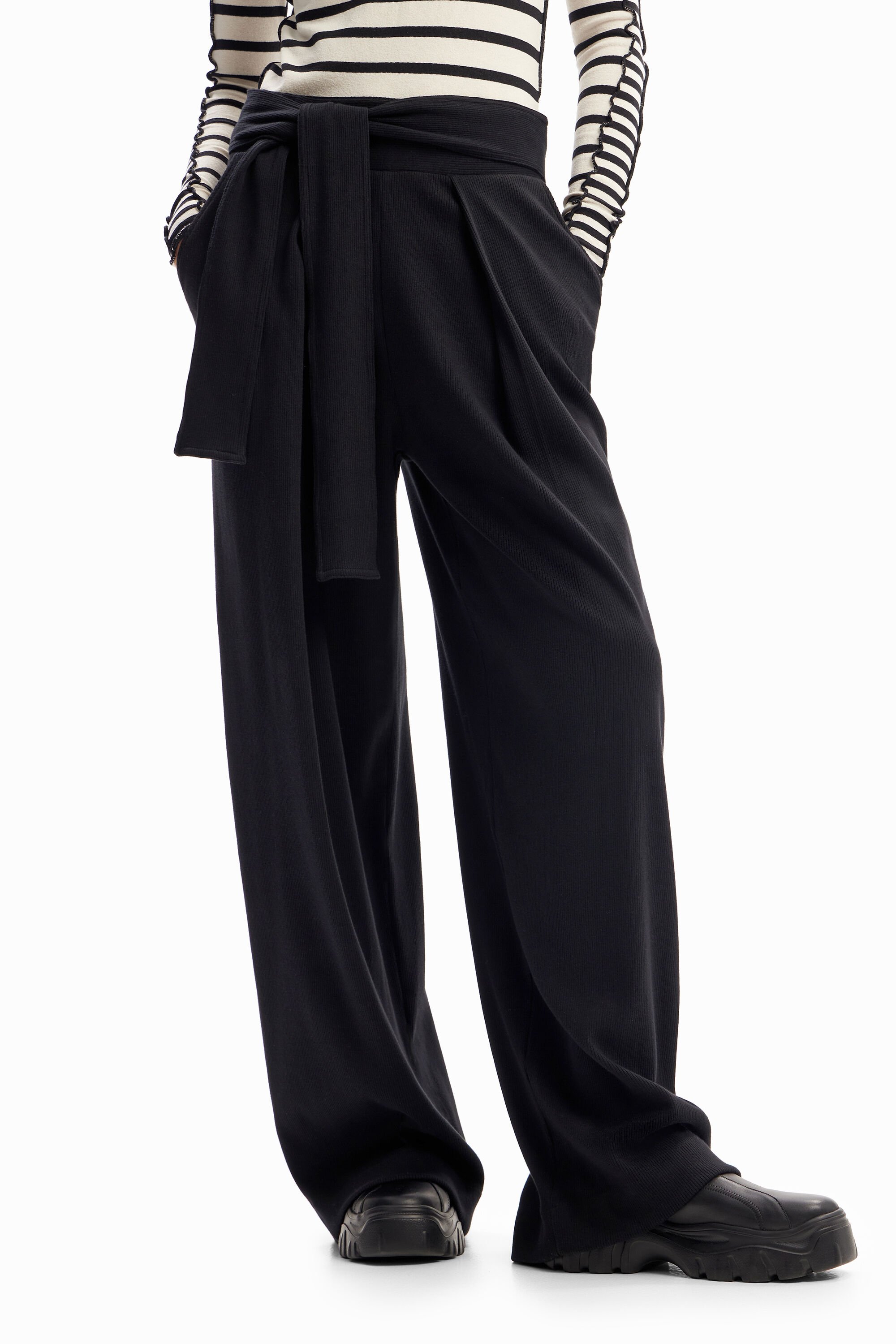 Desigual Wide-leg Knit Trousers In Black