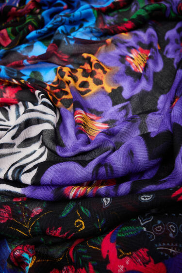 Rectangular patch foulard | Desigual