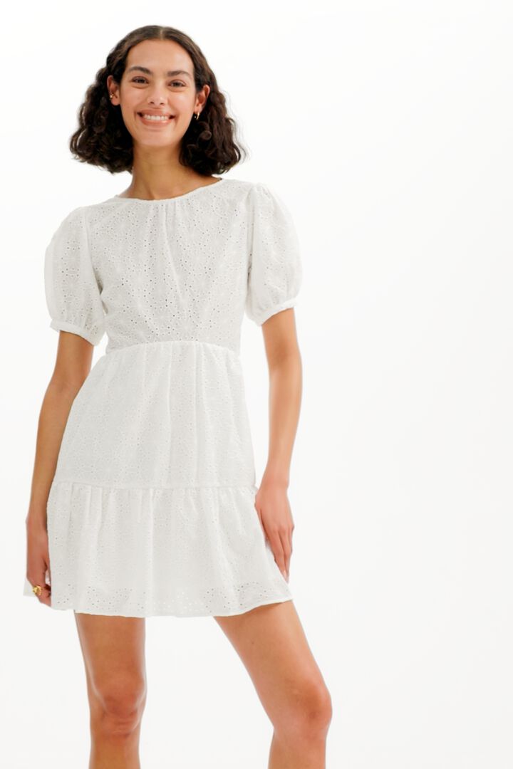Vestido corto bordado suizo | Desigual