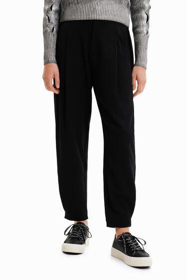 Pantalons negres pinces | Desigual