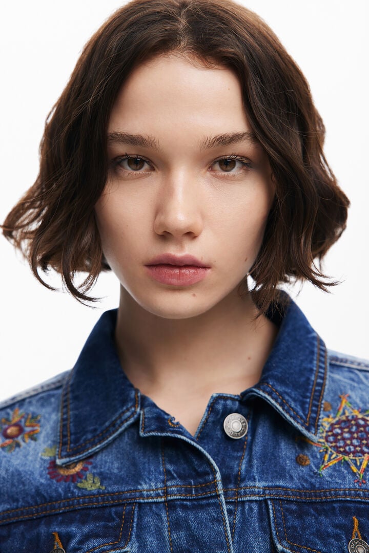 Chaqueta vaquera trucker flores | Desigual