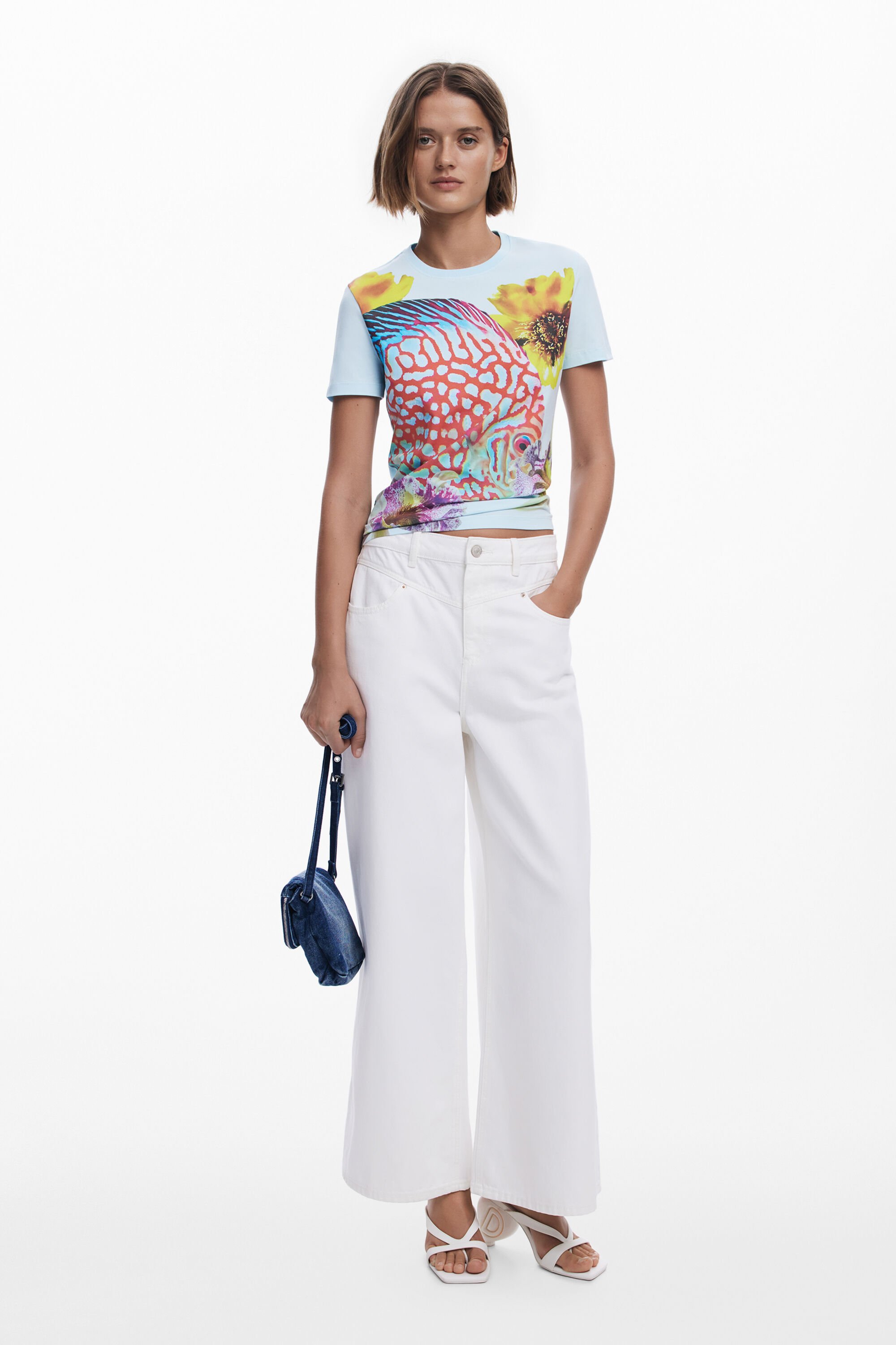 tシャツ デシグアルTシャツ レディース カラフルな袖のTシャツ 25SWTK77 | Desigual (Women