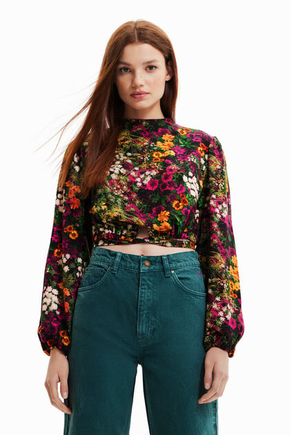 Multi-position cropped floral blouse