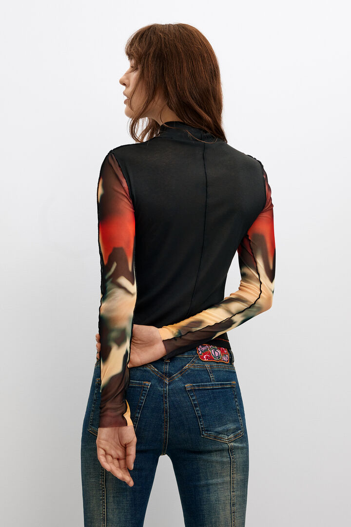 Printed long-sleeve t-shirt
