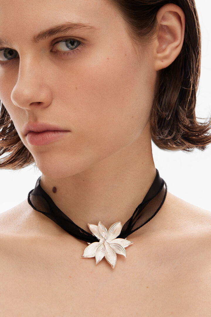 Vergoldeter Blumen-Anhänger Tüll Zalio | Desigual