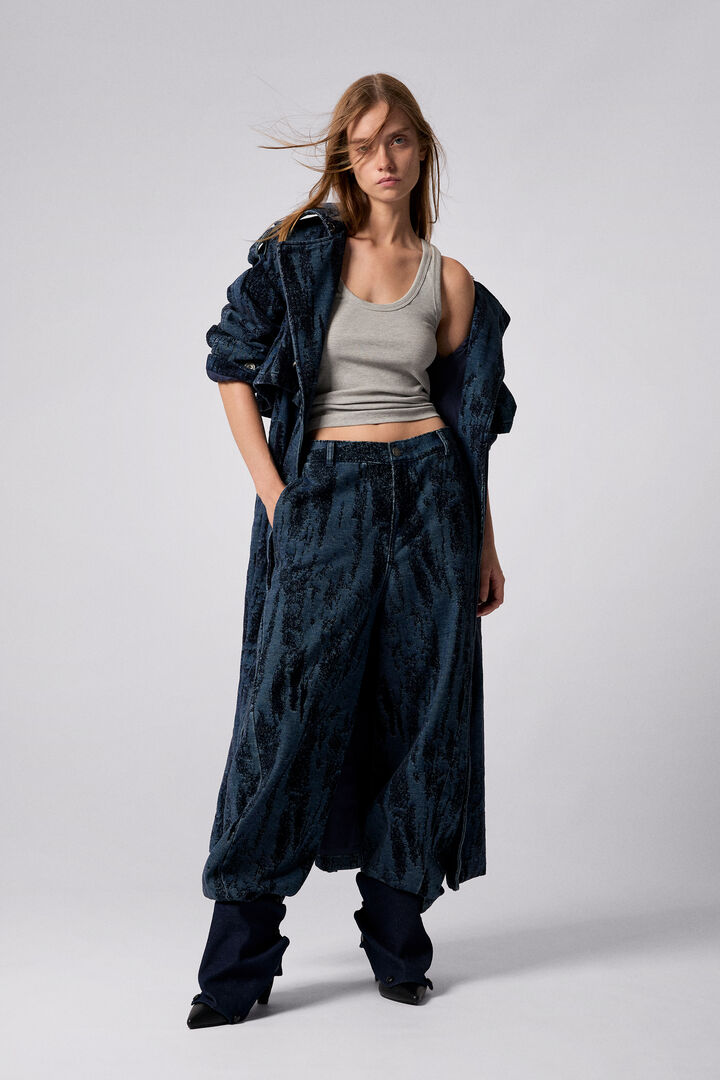 Pantalón vaquero jacquard degradado