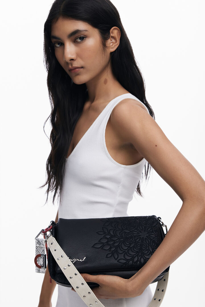 Bolso bandolera efecto piel bordados mediano | Desigual