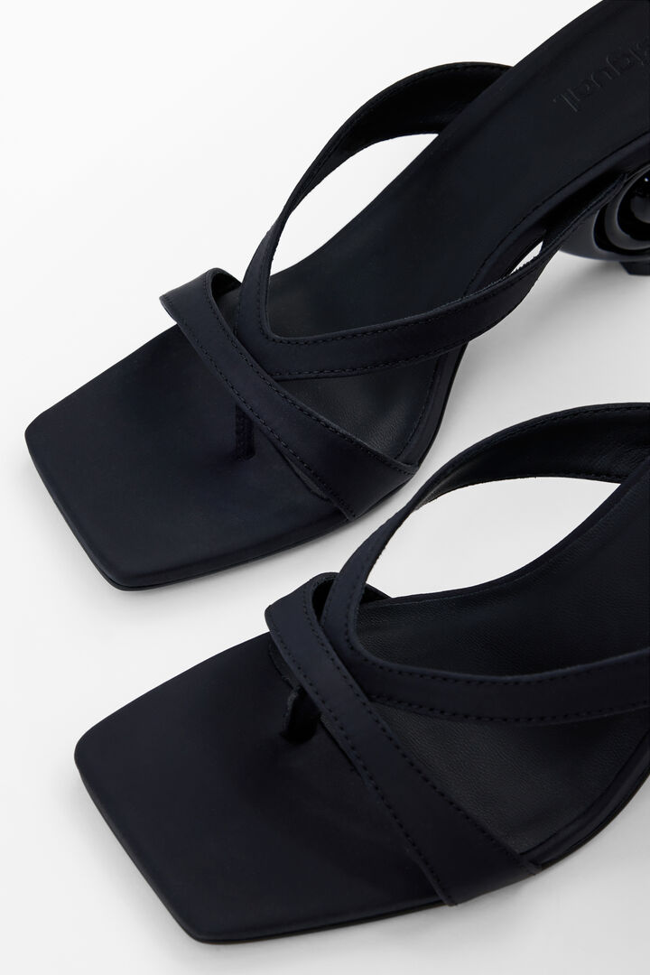 Heart heel sandal | Desigual