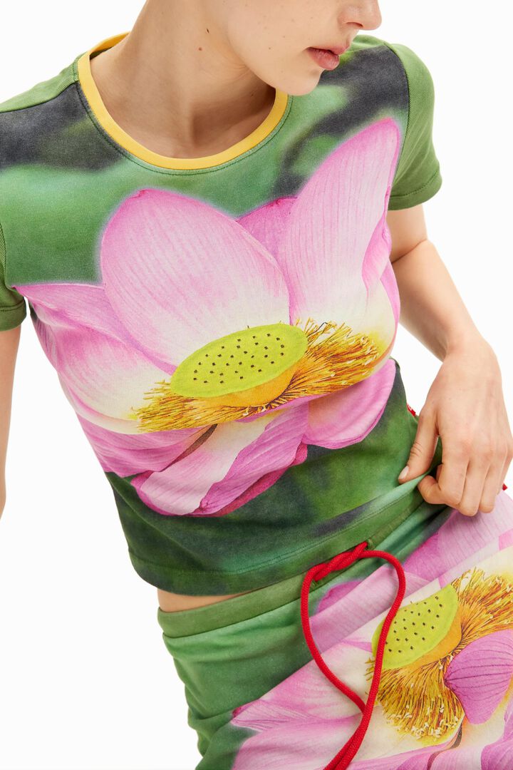 Tyler McGillivary fluorescent lotus flower T-shirt | Desigual