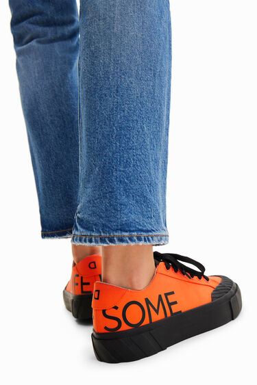 Sneakers plataforma "Life is Awesome" | Desigual