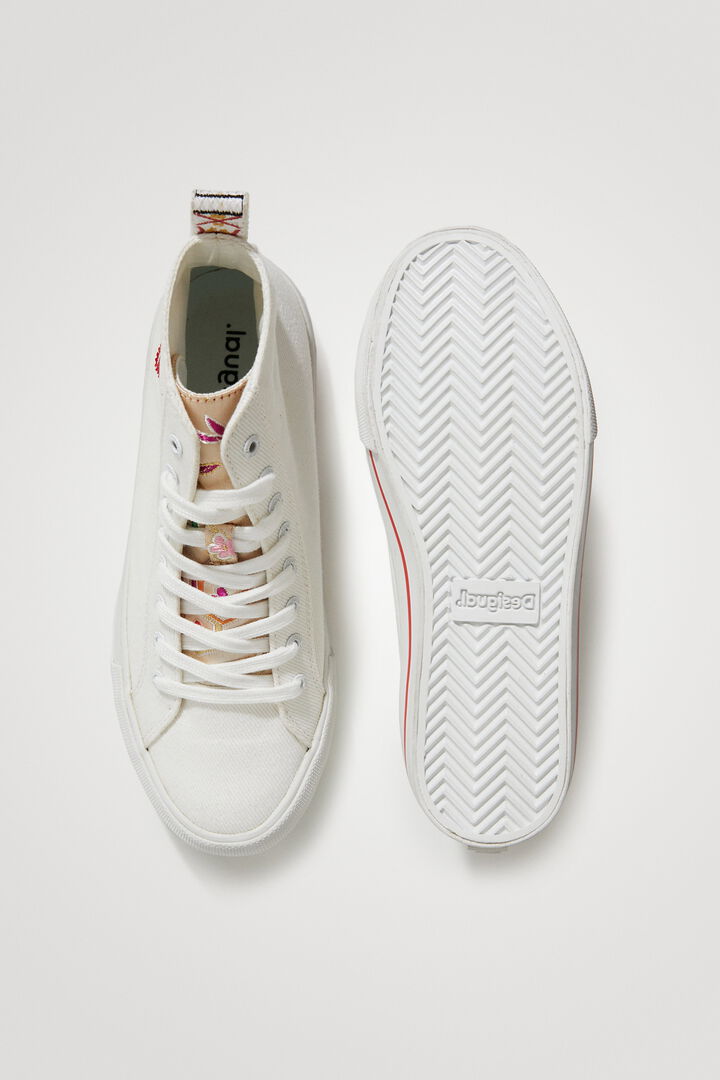 Botín sneaker con corazón | Desigual