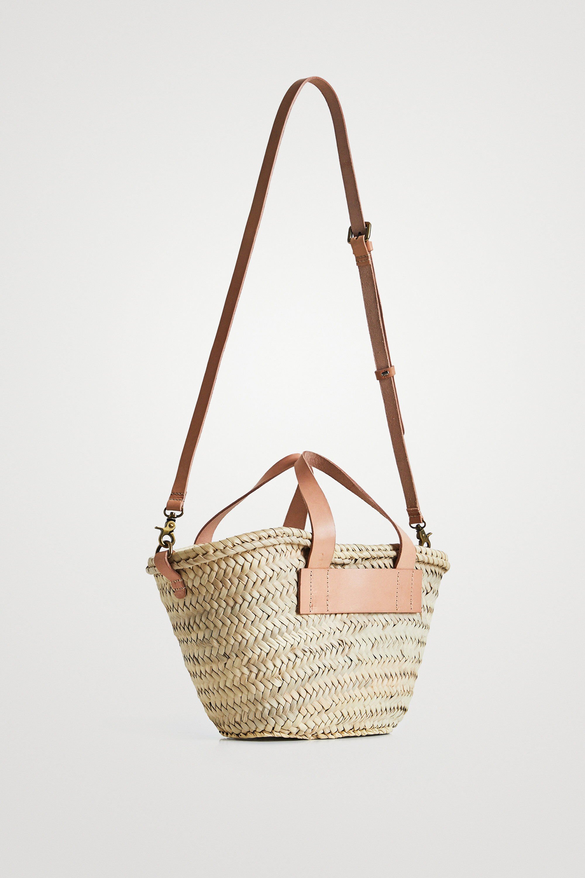 Basket desigual hot sale