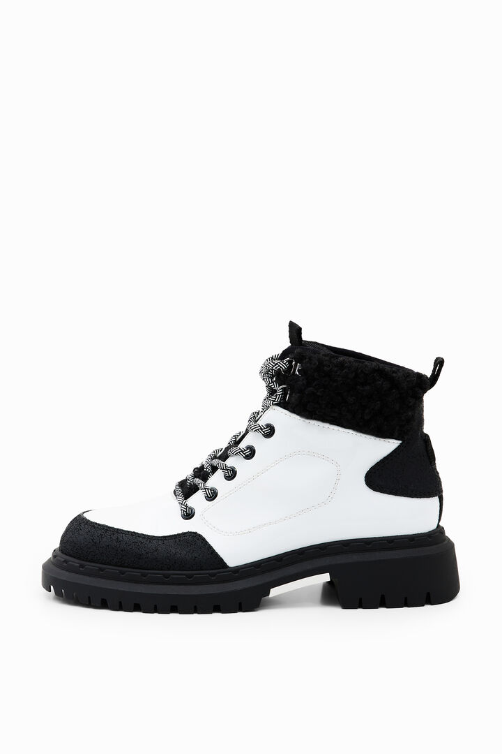 Lace-up trekking boots | Desigual