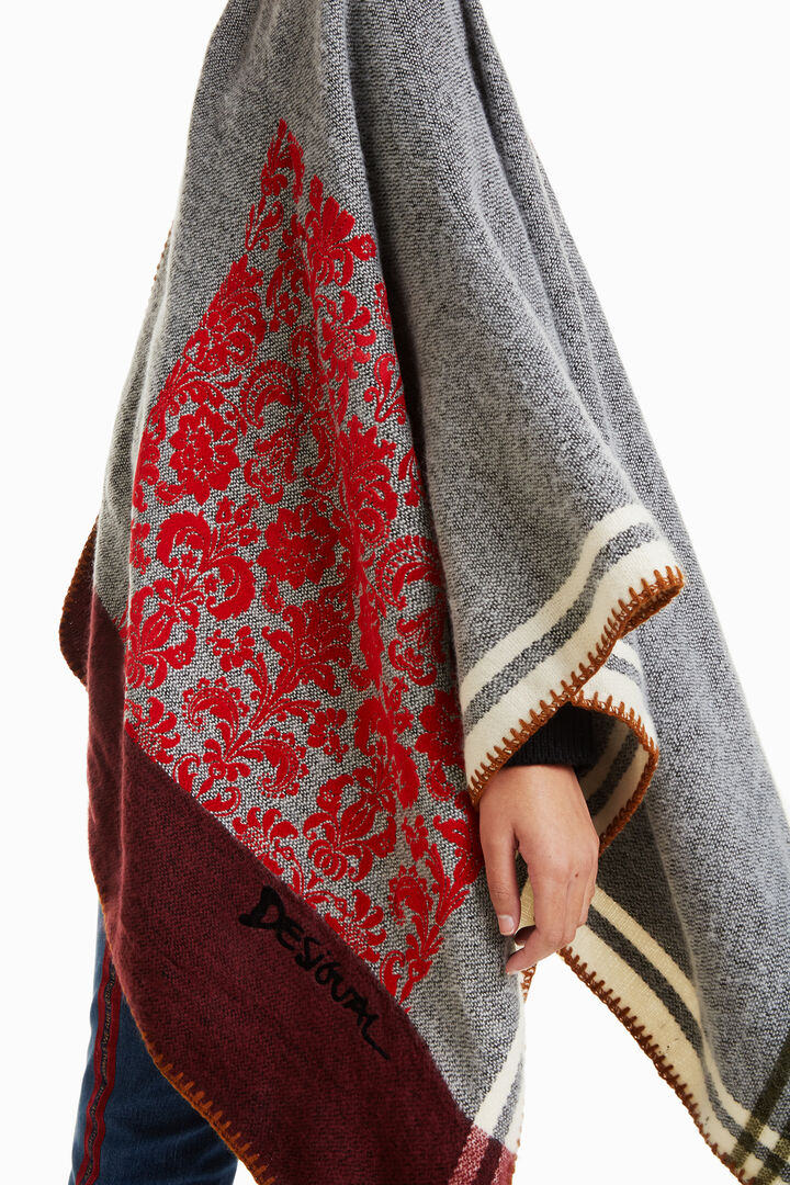 Galactic Ethnic Poncho | Desigual