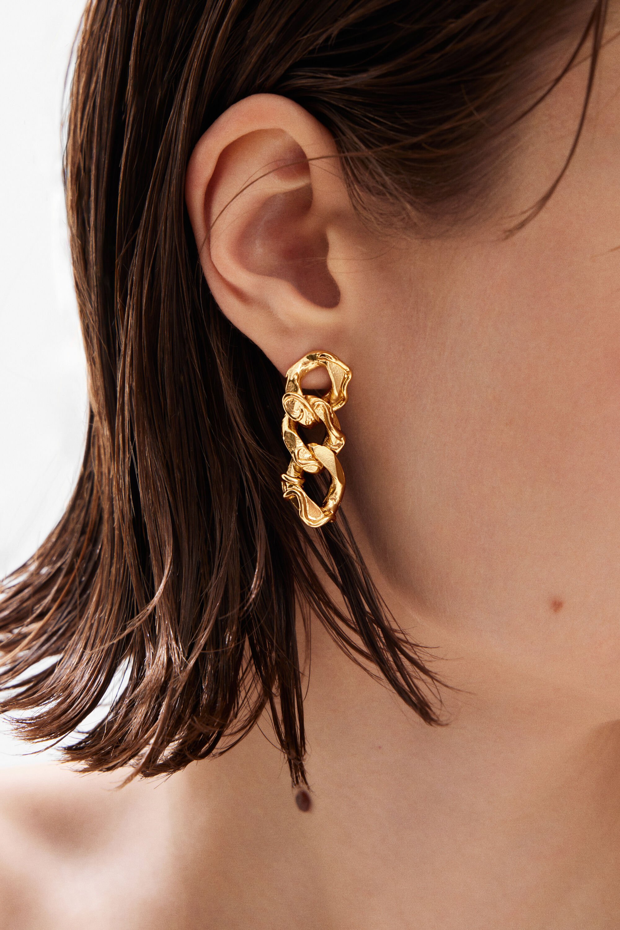 Women s Zalio gold plated chain earrings I Desigual