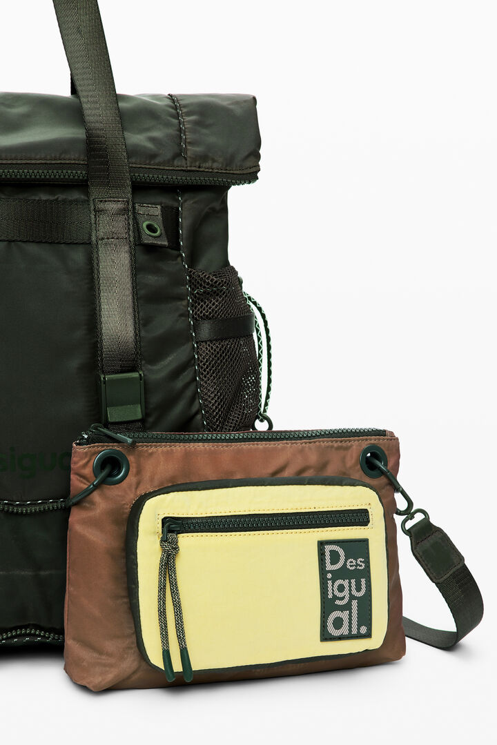 Mochila voyager de nylon encerado | Desigual