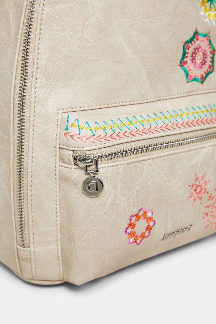 Mochila efecto piel mandalas | Desigual