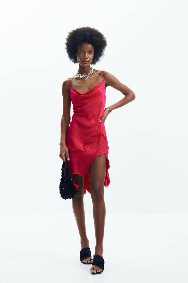 Robe nuisette asymétrique | Desigual