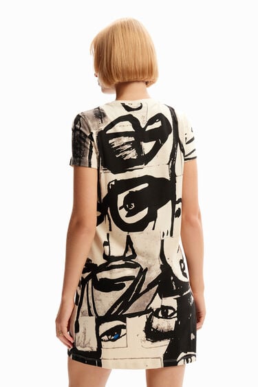 Vestido camiseta mini caras | Desigual