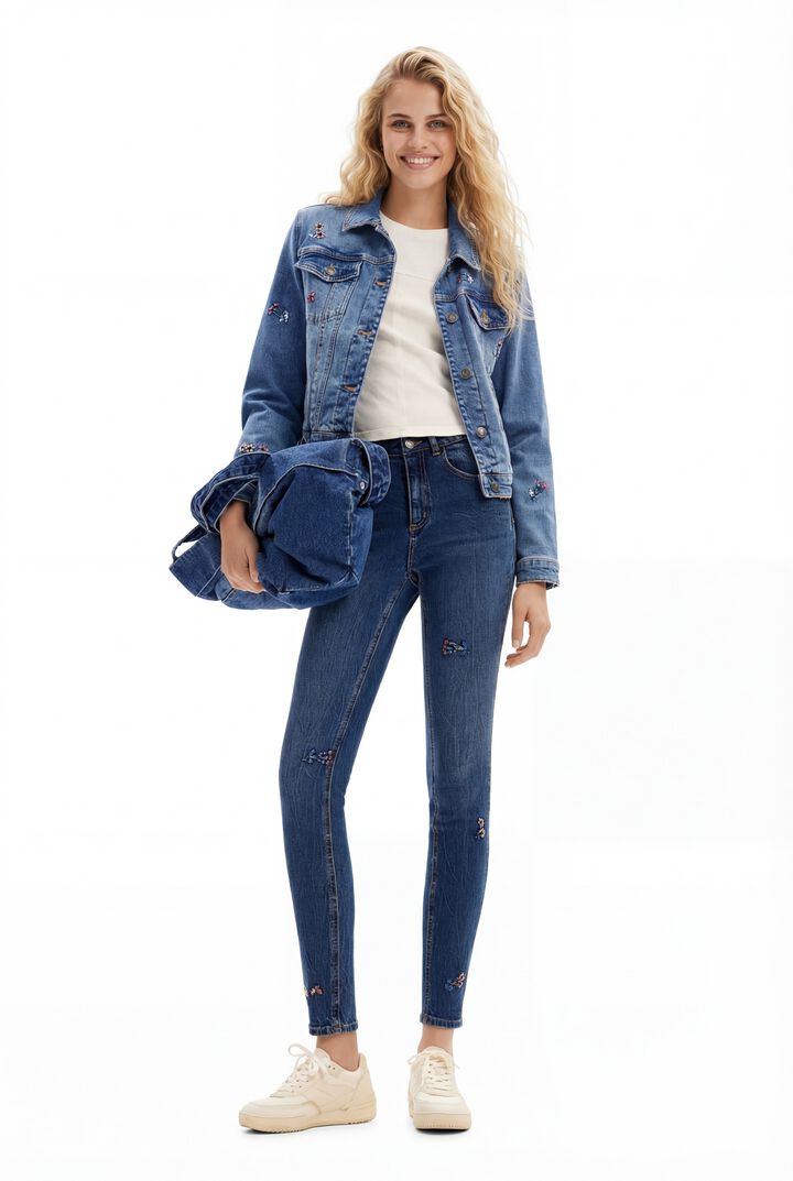 Ozke jeans hlače z ble&scaron;čečimi rožicami | Desigual