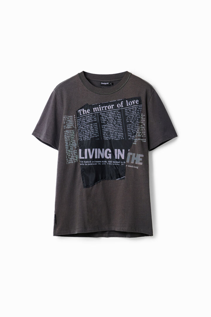 Camiseta parche periódico | Desigual