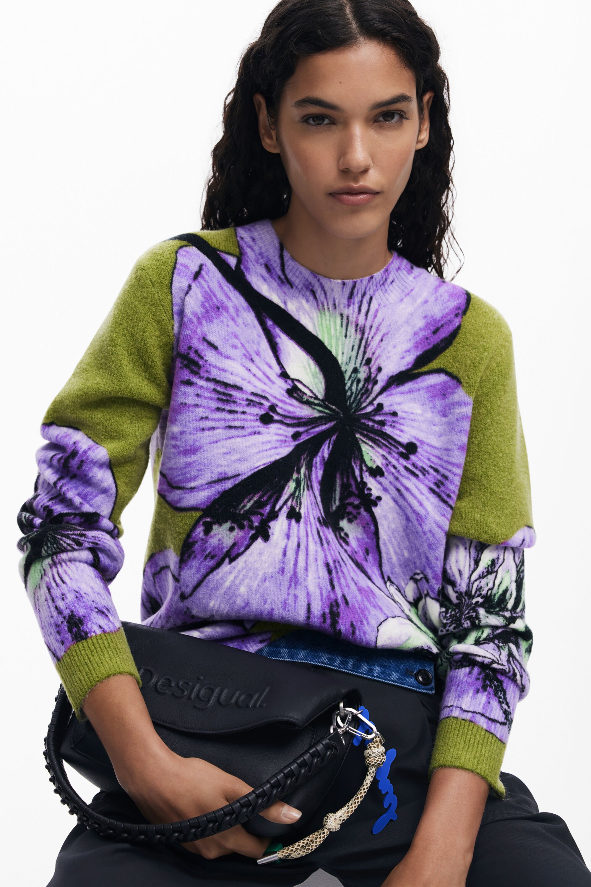 Mr. Christian Lacroixによってデザインされたセーター 女性用 I