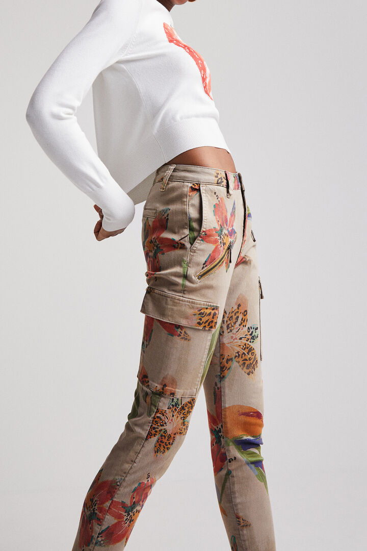 Pantalons cargo camoflower | Desigual