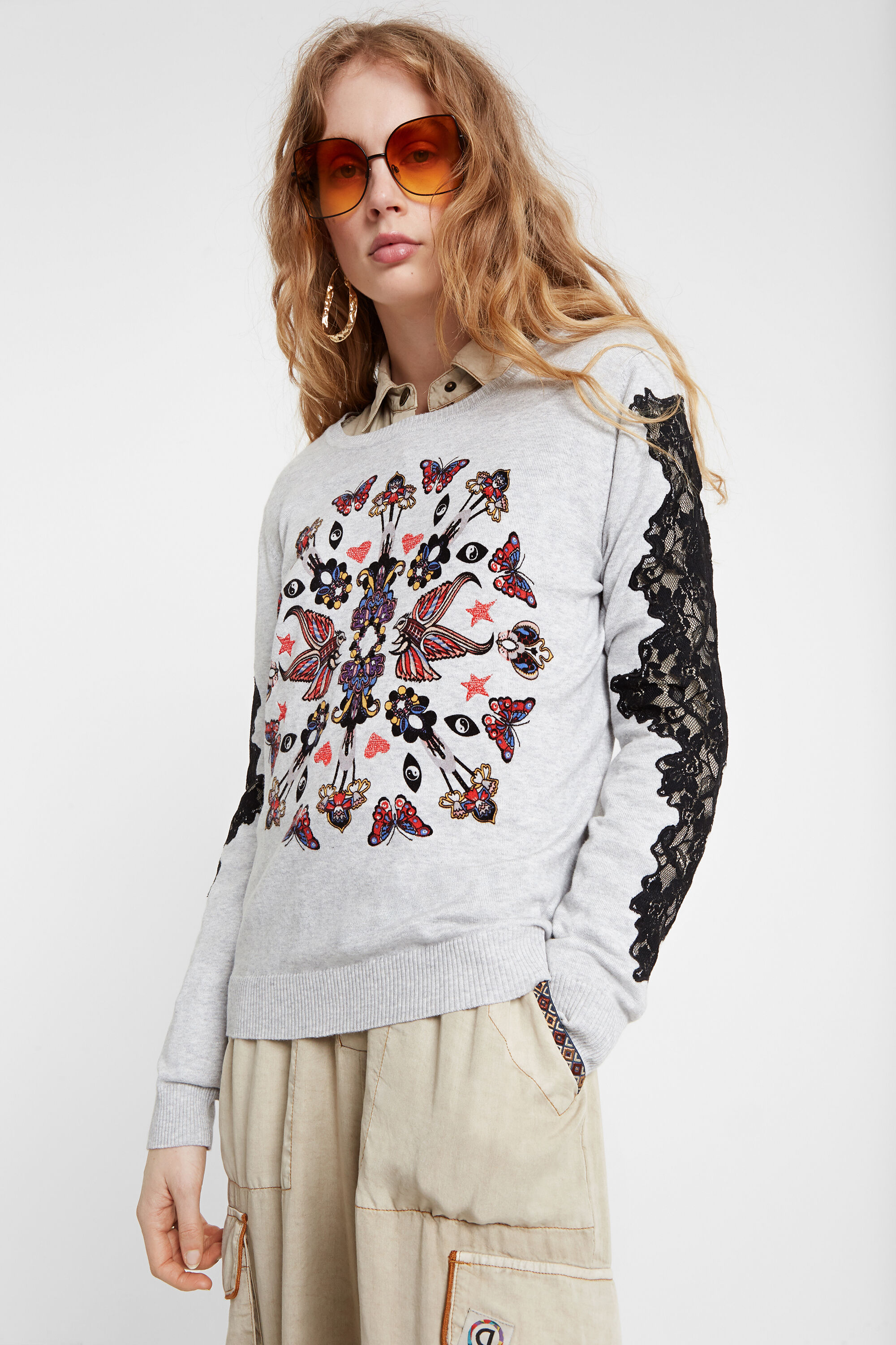 Jersey fino mandala floral y encaje | Jersey fino mandala floral y encaje |
