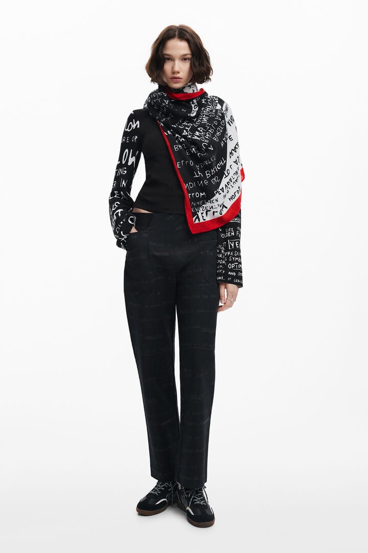 Fulard lettering | Desigual