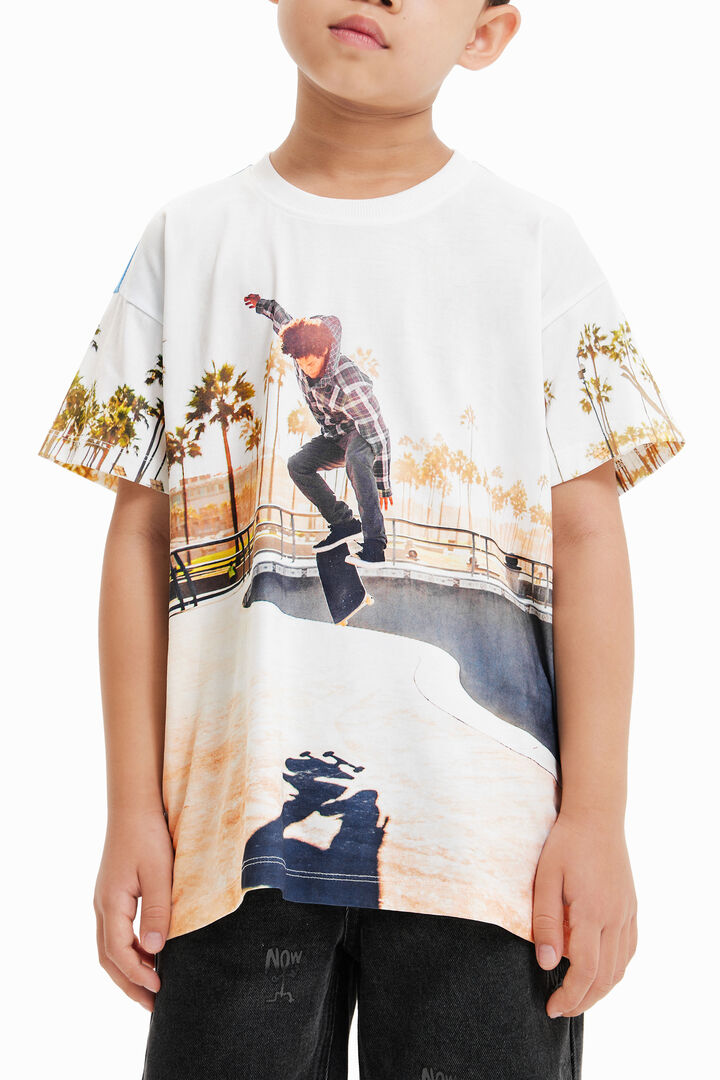 Camiseta fotográfico skater | Desigual