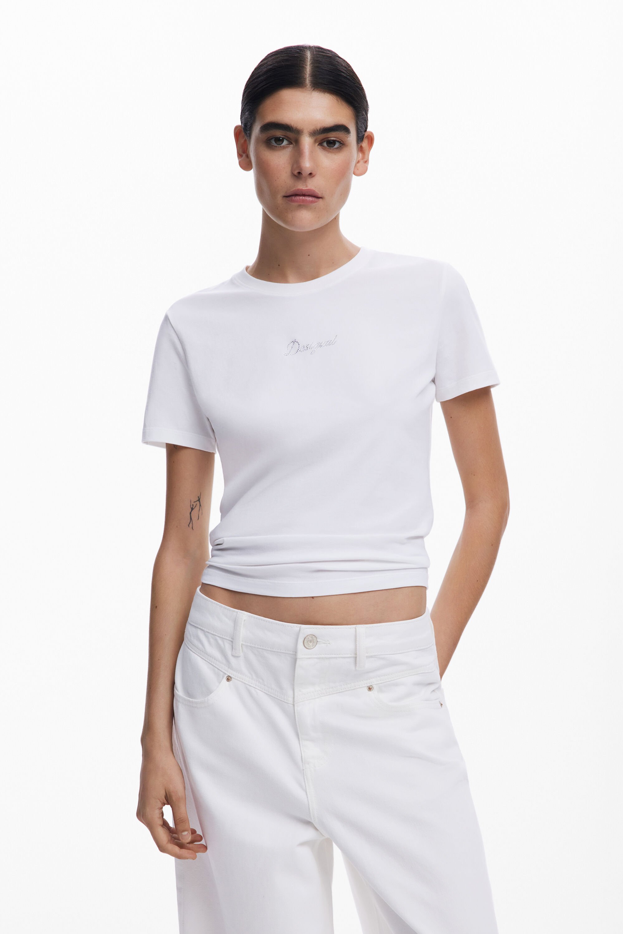 T-shirt with rhinestone logo