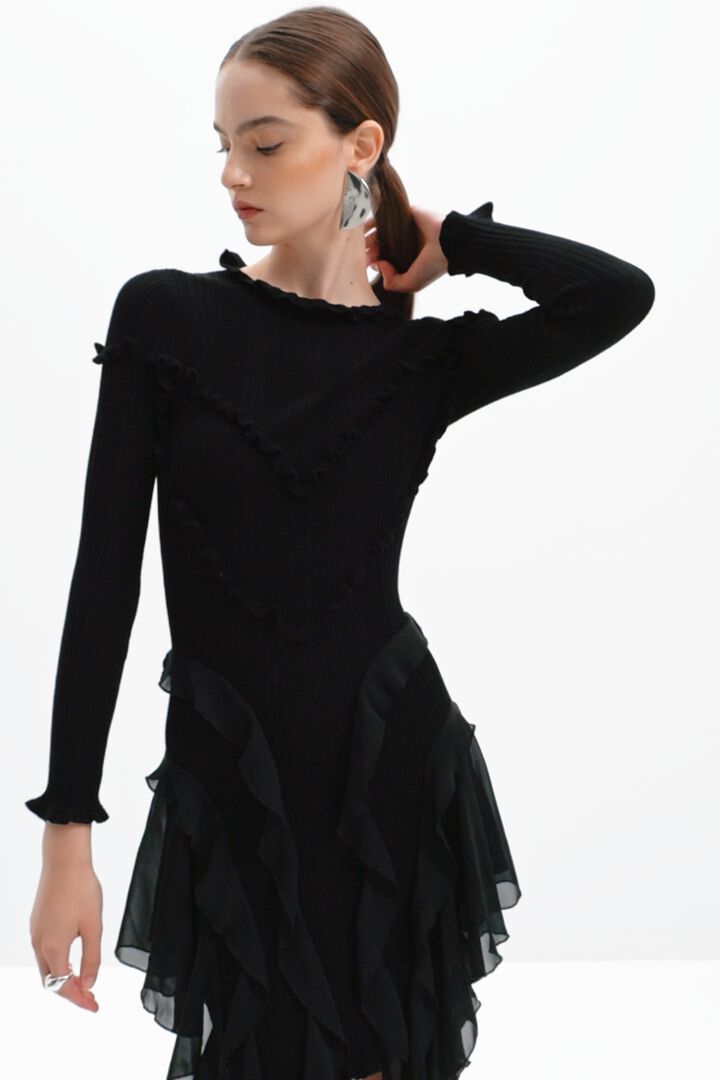María Escoté ribbed ruffle dress | Desigual