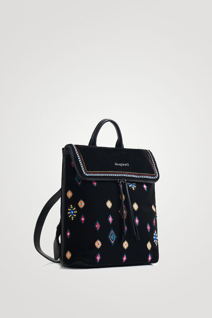 Square backpack embroideries | Desigual