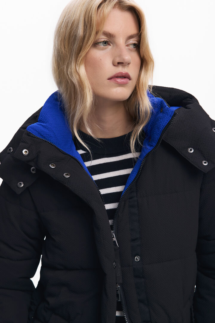 Lange gesteppte Jacke mit Gürtel | Desigual