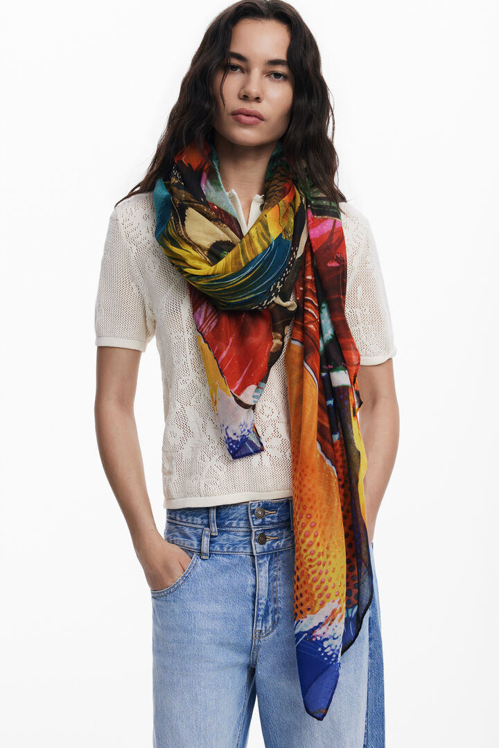 Scarf designed by Mr. Christian Lacroix | Desigual