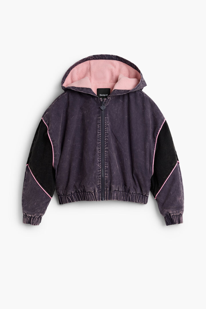 Casaco oversized com capuz