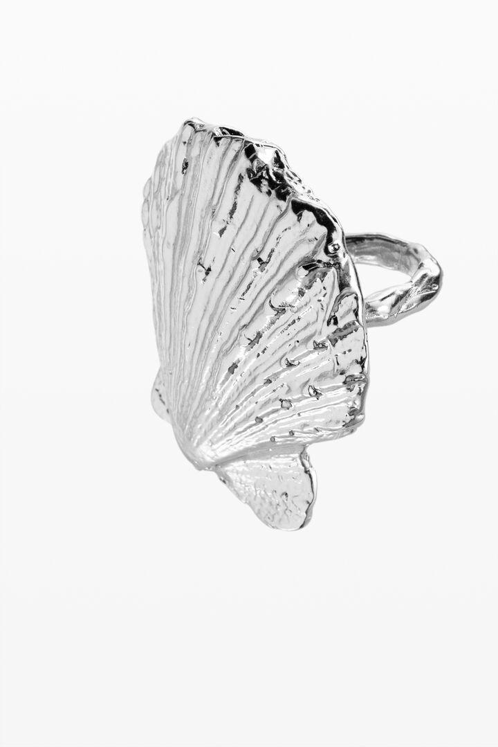 Gold-plated shell ring Zalio | Desigual