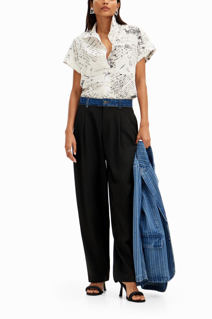 Short-sleeved shirt with texts. | Desigual