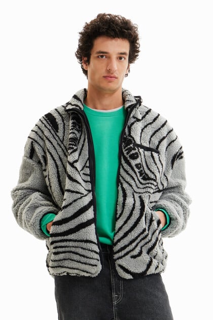 High-neck fleece jacket
